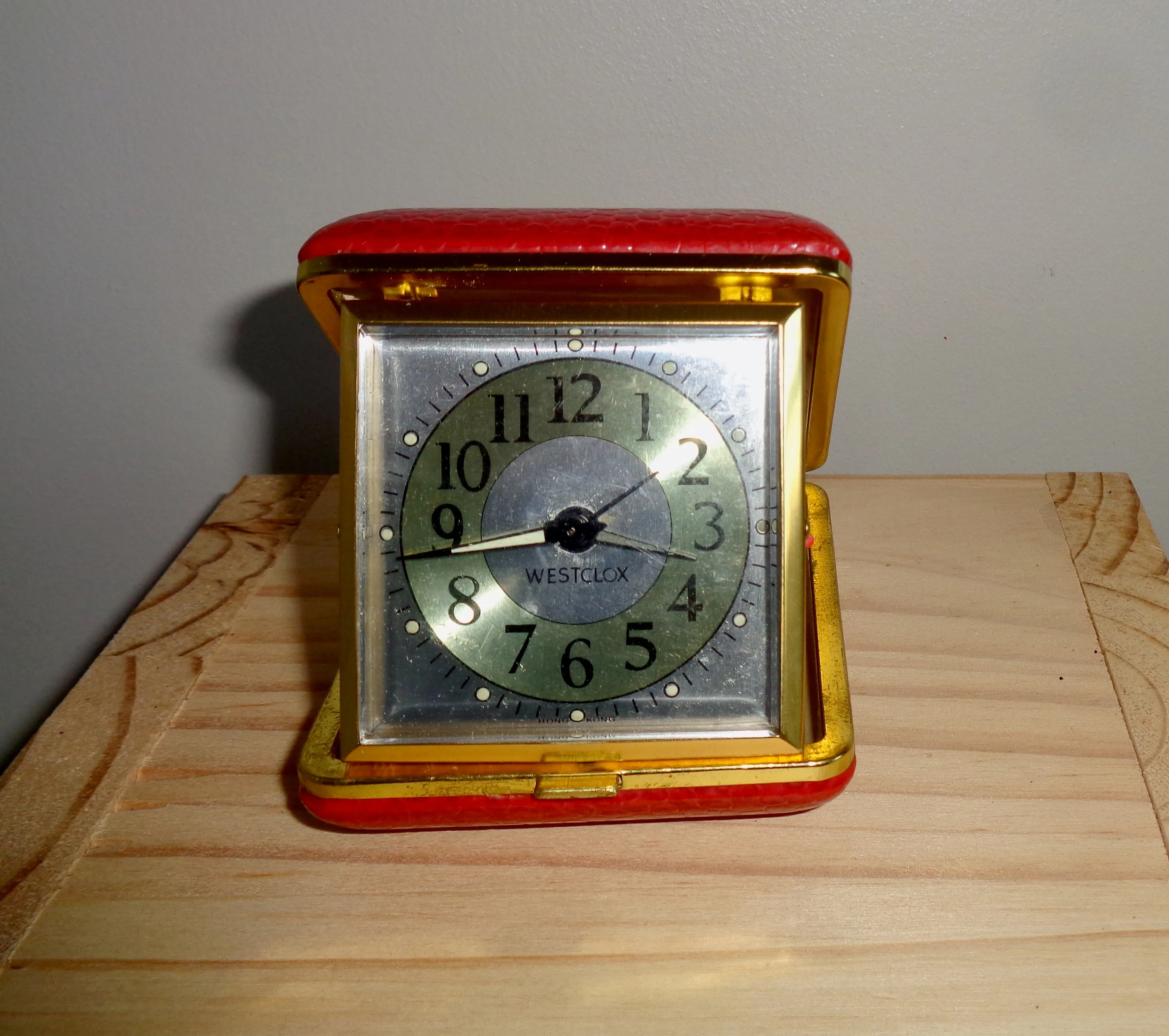 1977 Westclox Red Folding Travel Alarm Clock