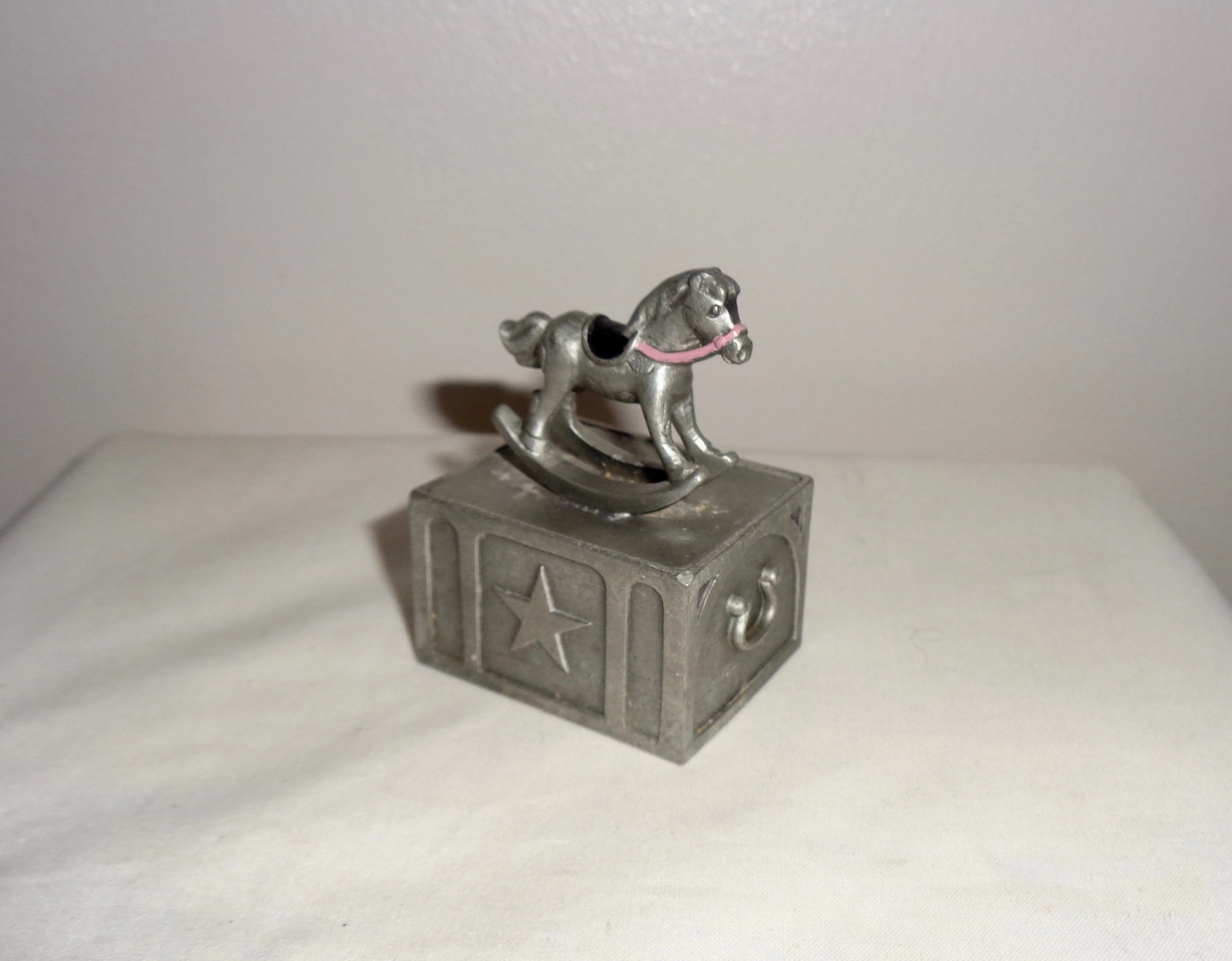 1982 Selangor Pewter Miniature Trinket box 2594 Rocking Horse