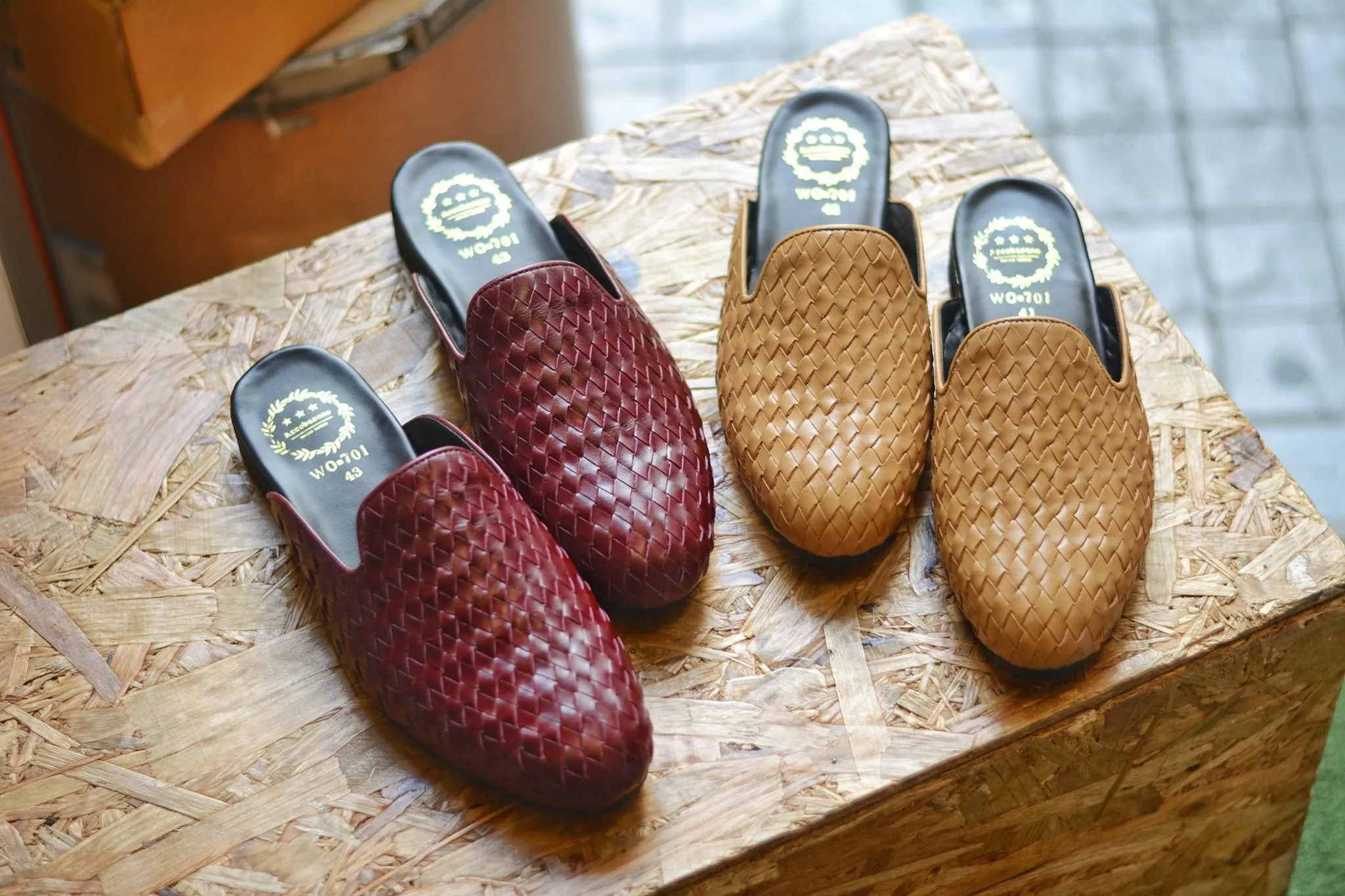 701-3 Woven Slipper Cream