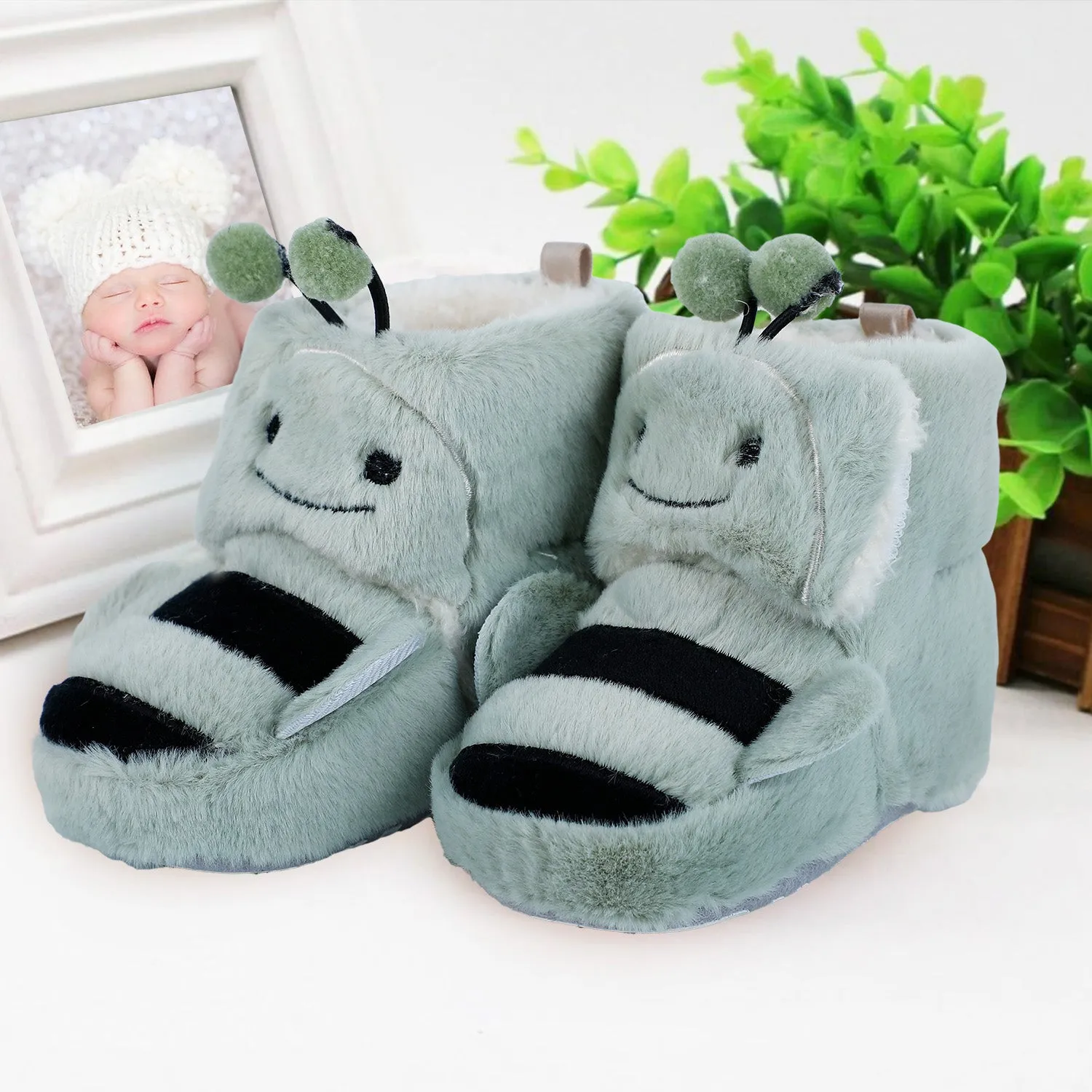 Baby Moo Bumble Bee 3D Warm Furry Booties - Green