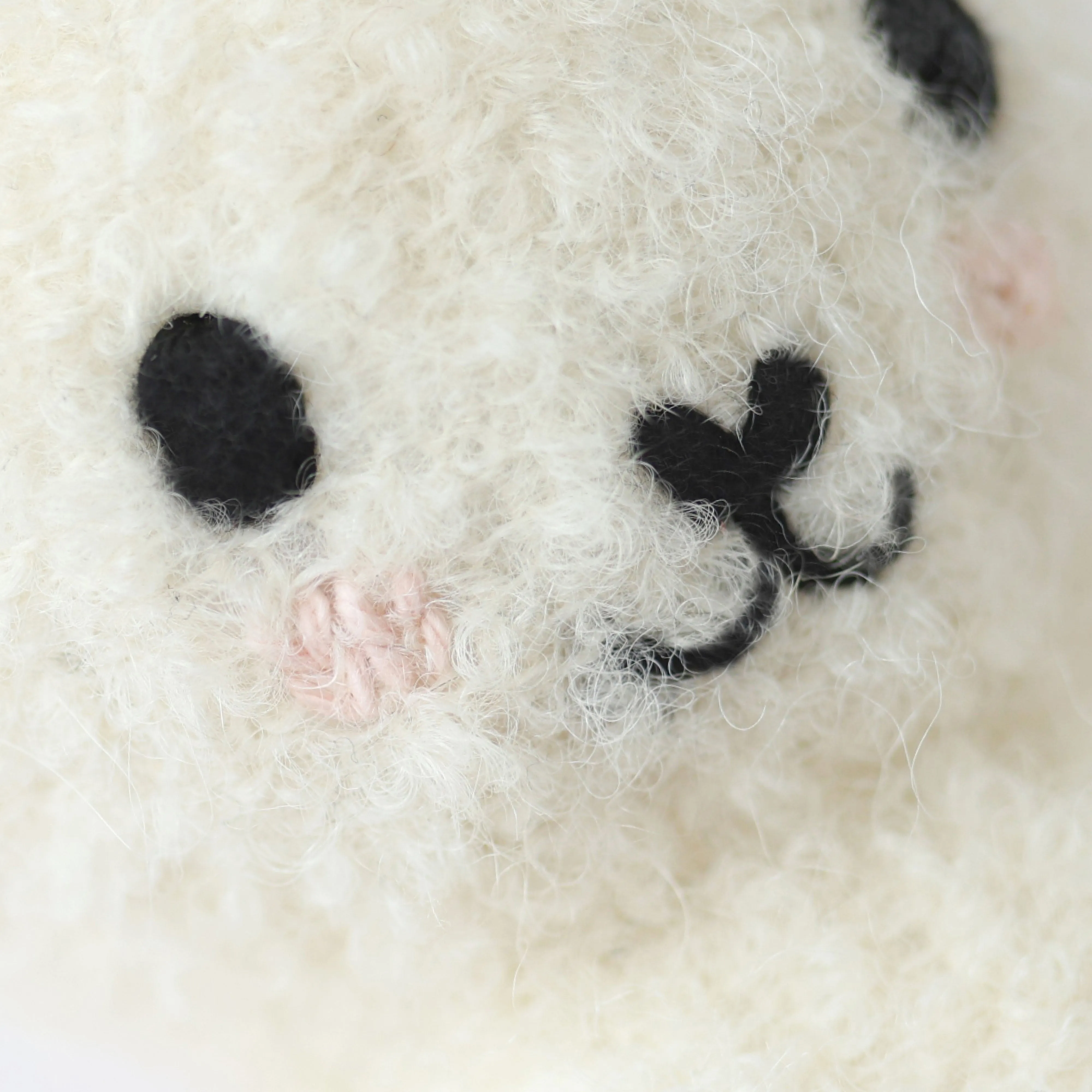 Baby polar bear (cozy boucle)