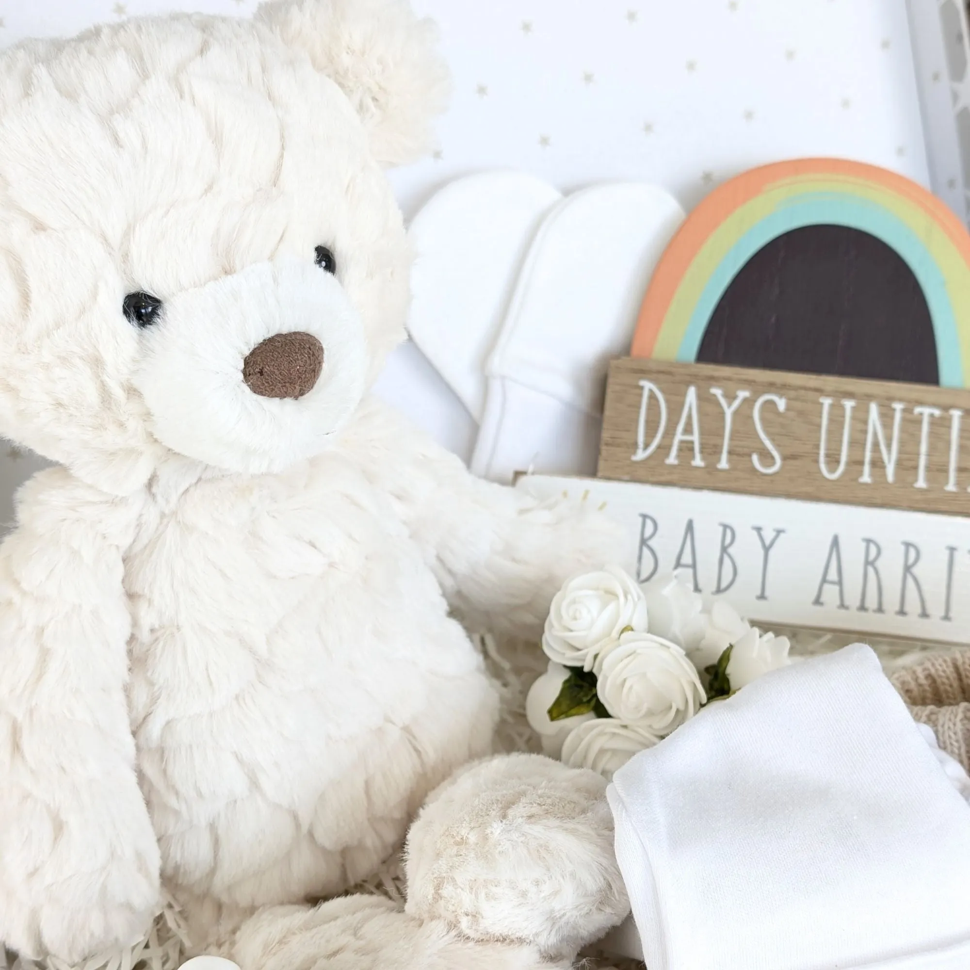 Baby Shower Gifts Hamper Days Until Baby Arrives Neutral Theme