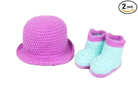 Babymoon Baby Photography Props Hat and Booties - Set of 2