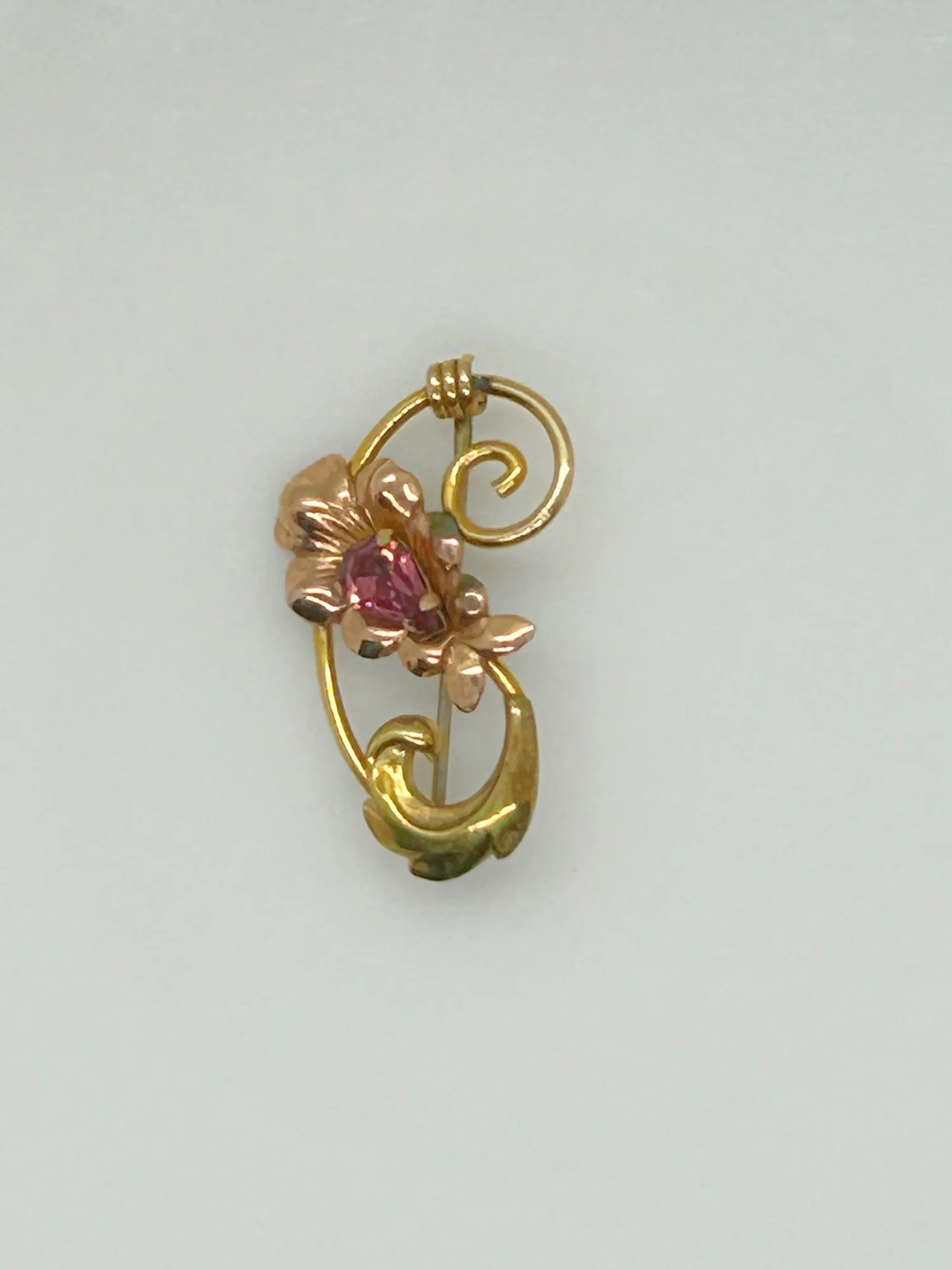 Charming Van Dell 1/20 12kt G.F. Floral Brooch. with Pink Stone