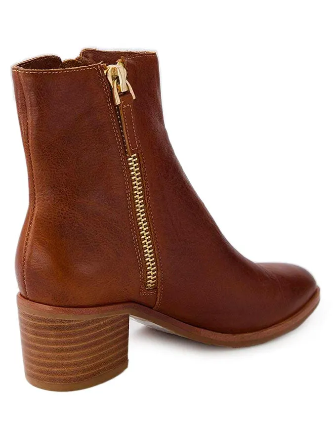 Dorete Tan Natural Leather Boots