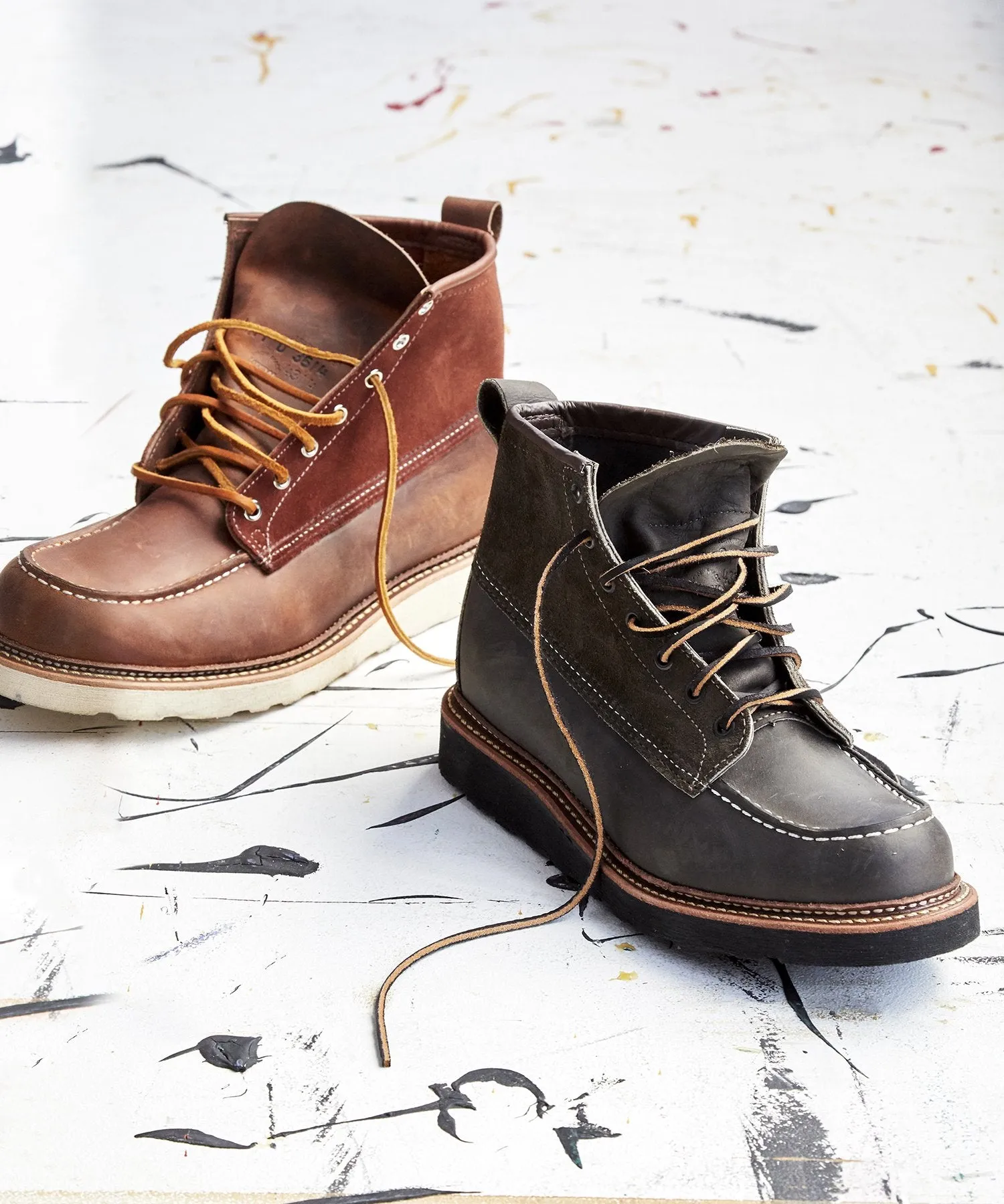 Exclusive Red Wing X Todd Snyder Moc Toe Boot in Charcoal