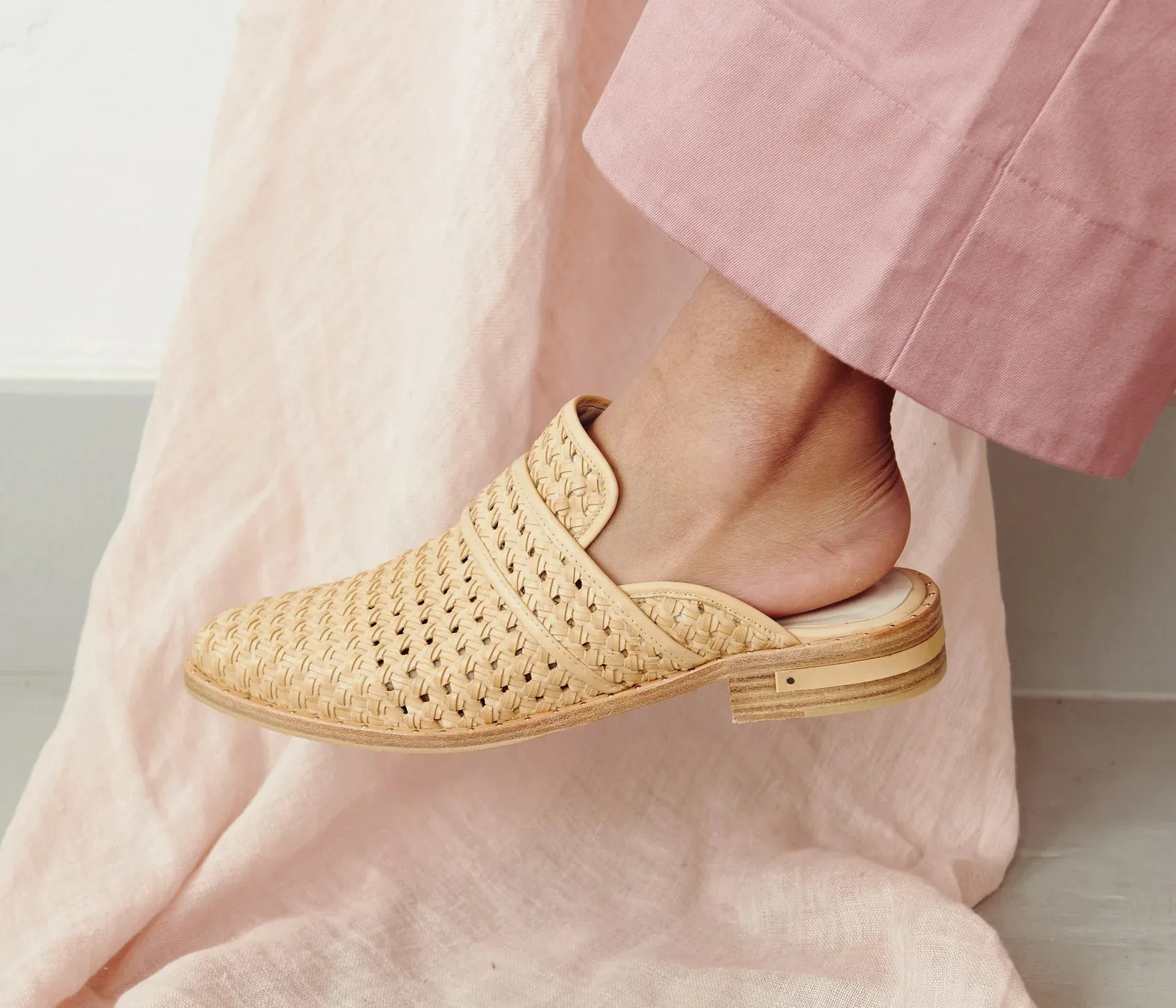 Freda Salvador Keen Mule in Nude Woven Calf