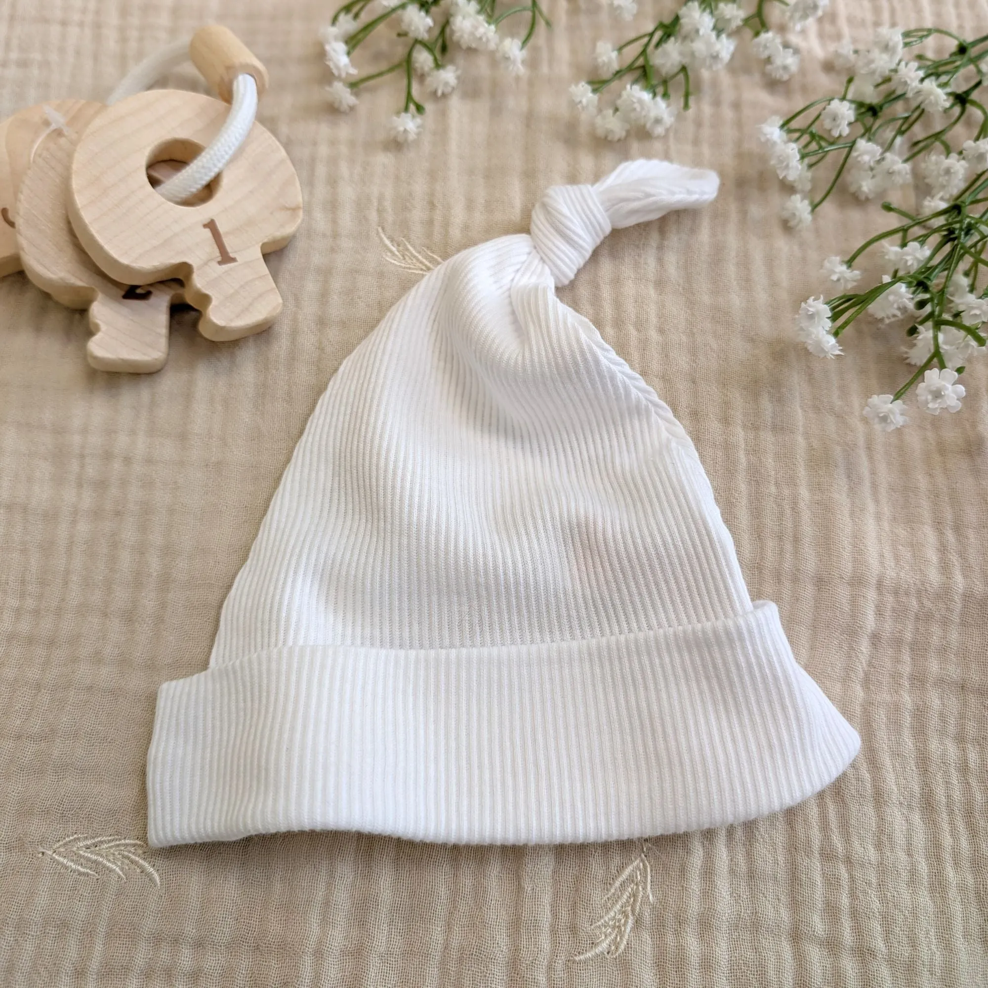 Hat & Bib Baby Gifts Set Recycled White Cotton 0-6 Months