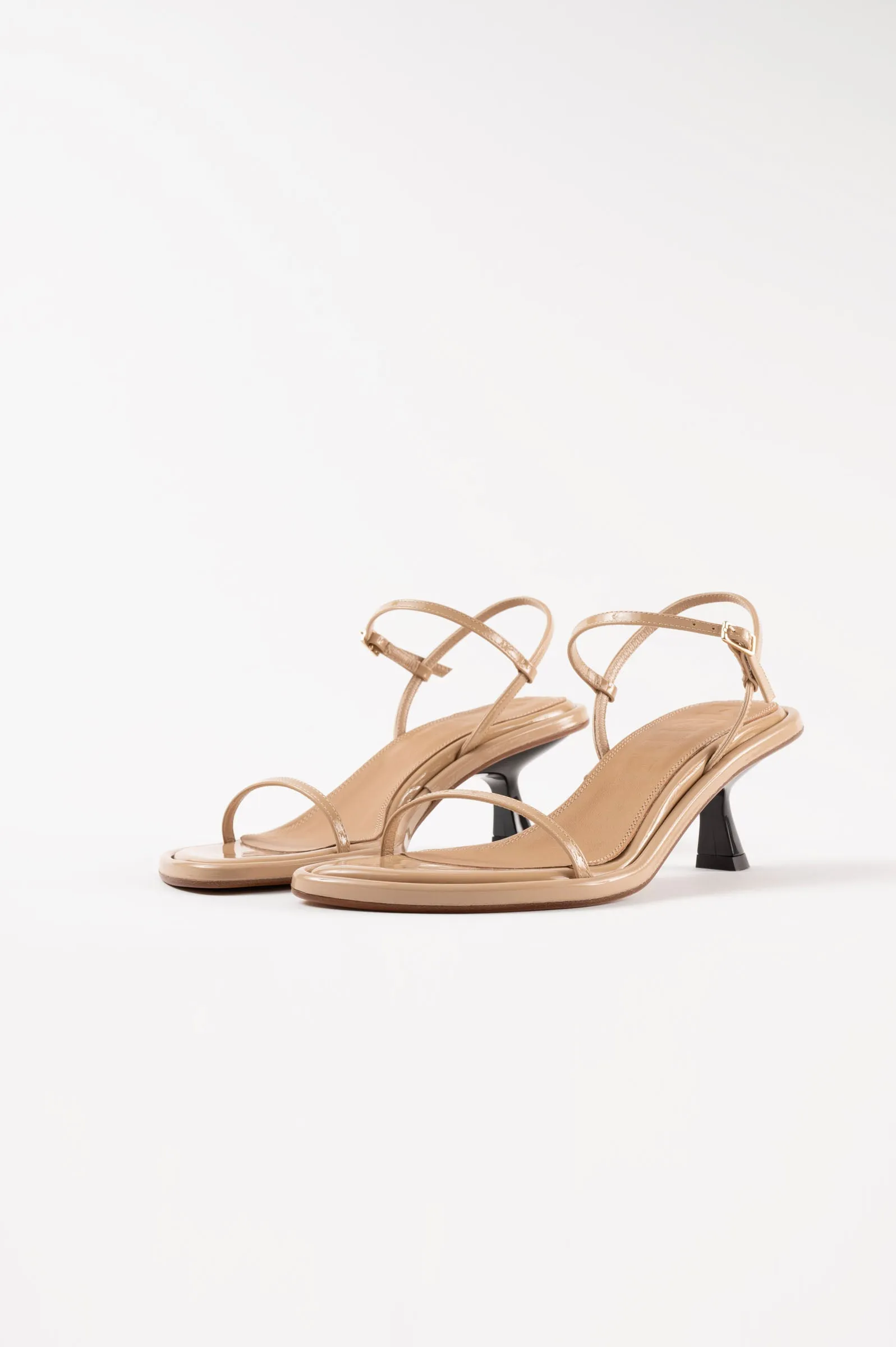 IVONE - Beige Patent Leather Sandals