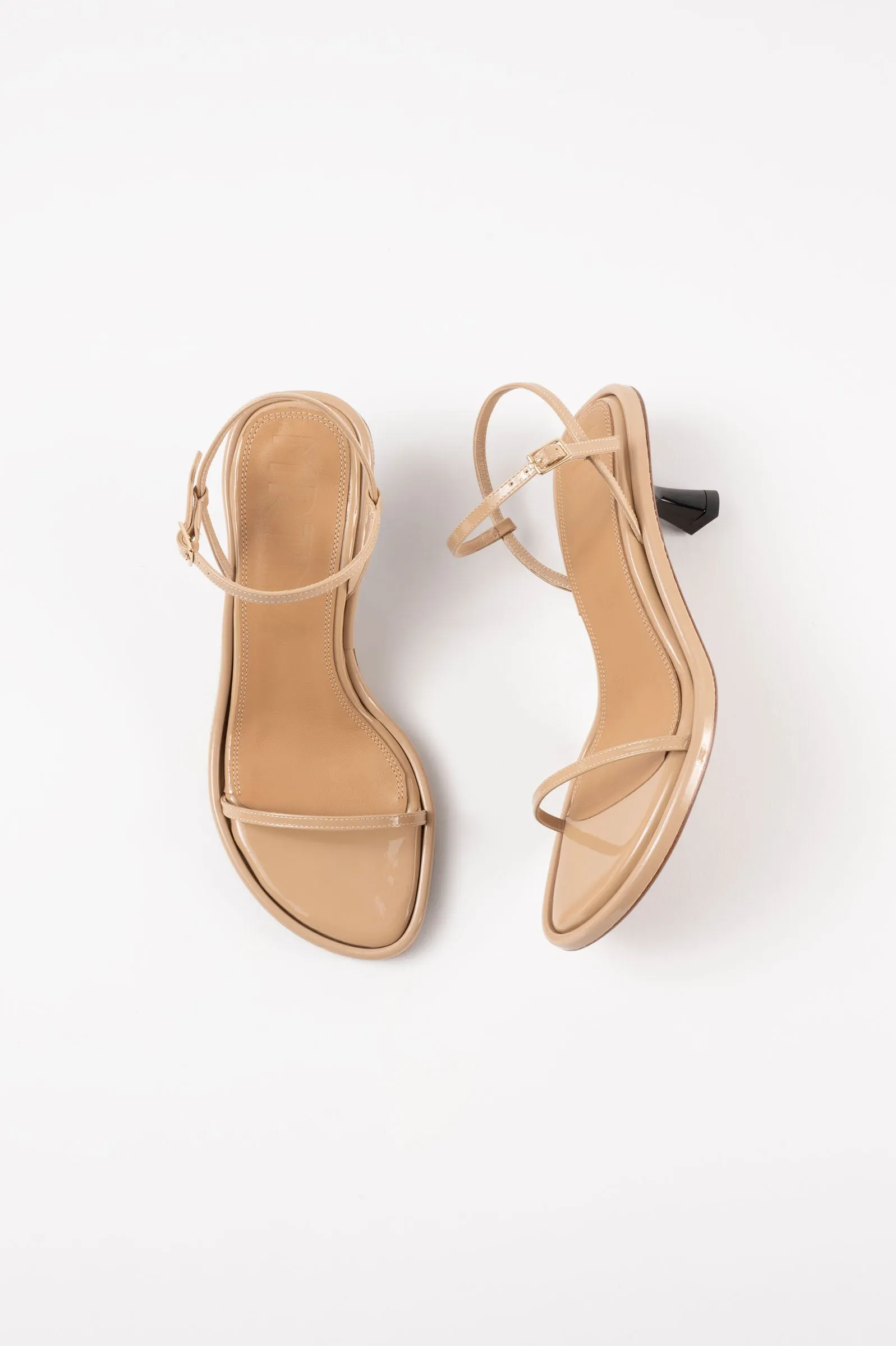 IVONE - Beige Patent Leather Sandals