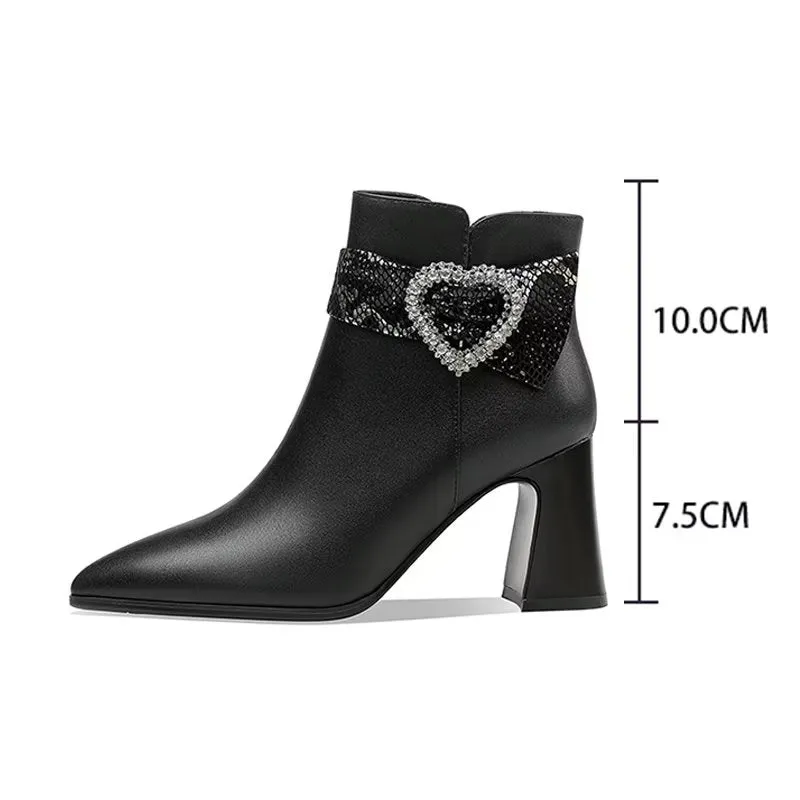 LeatherLuxe Chic Pointed Toe High Heeled Boots