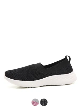 Luar Women's  Slip-On Walking Black Shoes