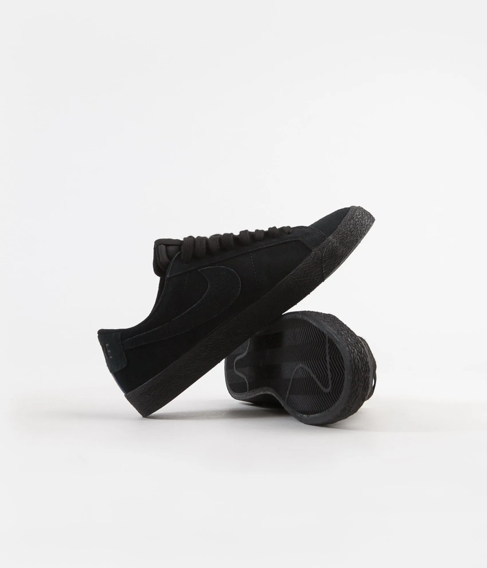 Nike SB Blazer Low Shoes - Black / Black - Gunsmoke