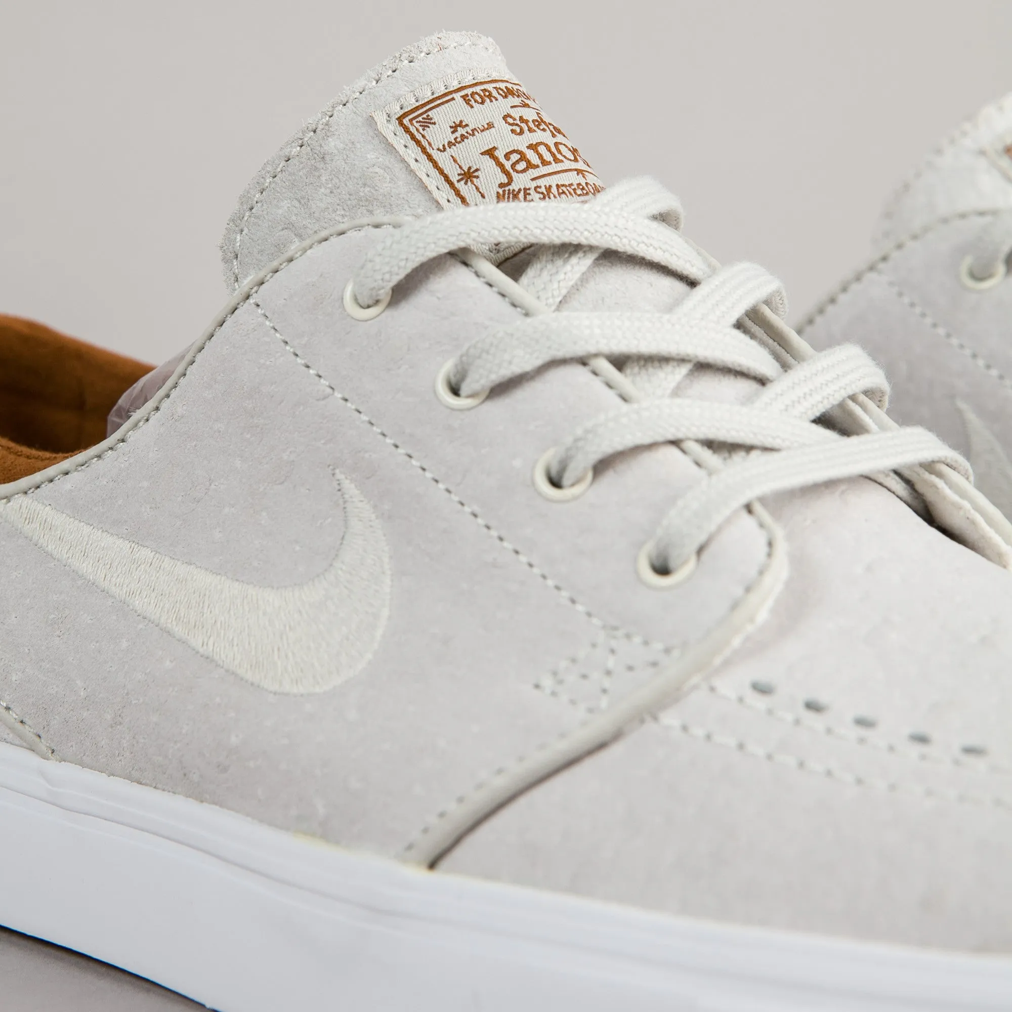 Nike SB Stefan Janoski Leather Shoes - Ivory / Light Bone - Hazelnut