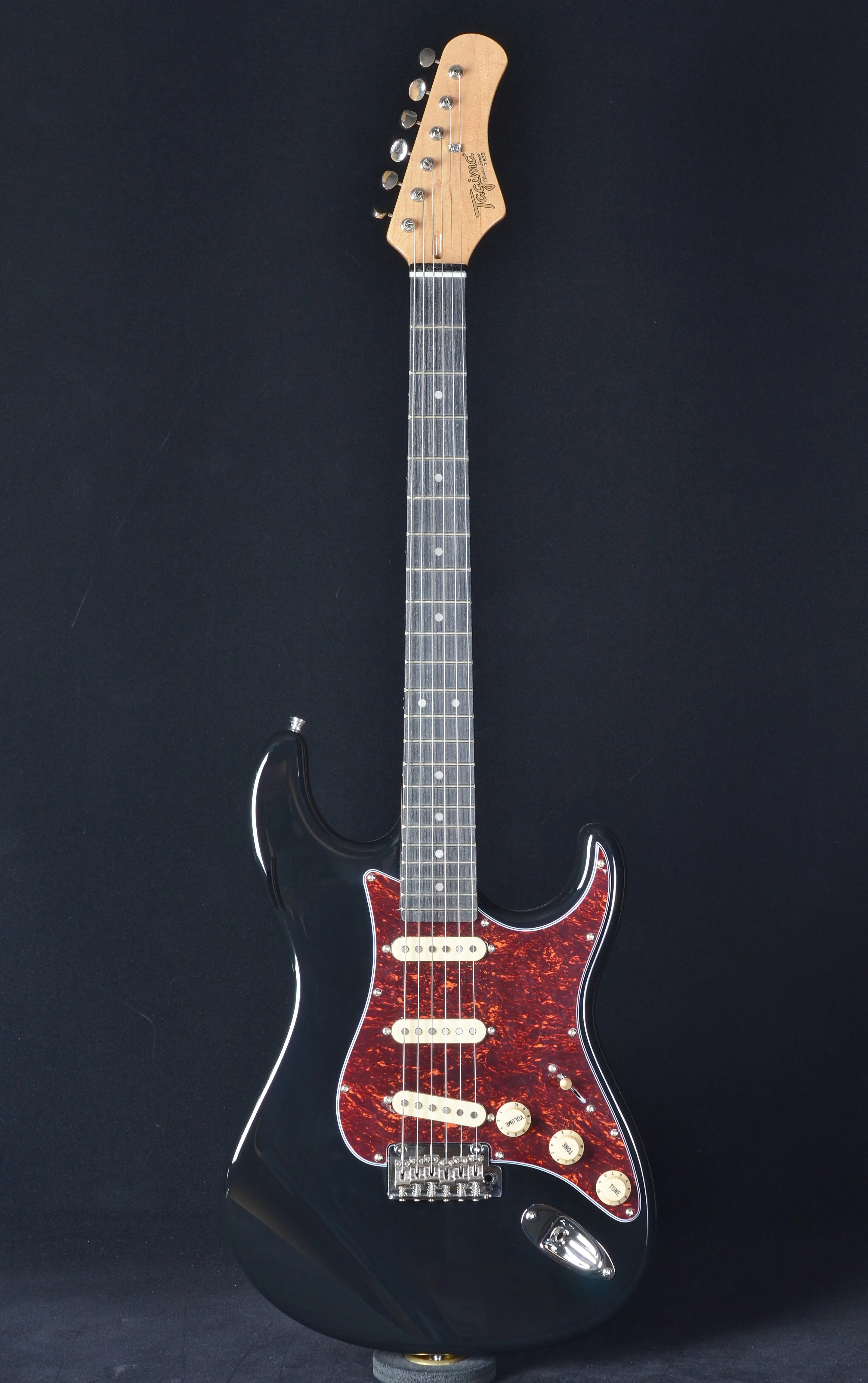 Tagima Classic Series T-635 - Black with Tortoiseshell Pickguard