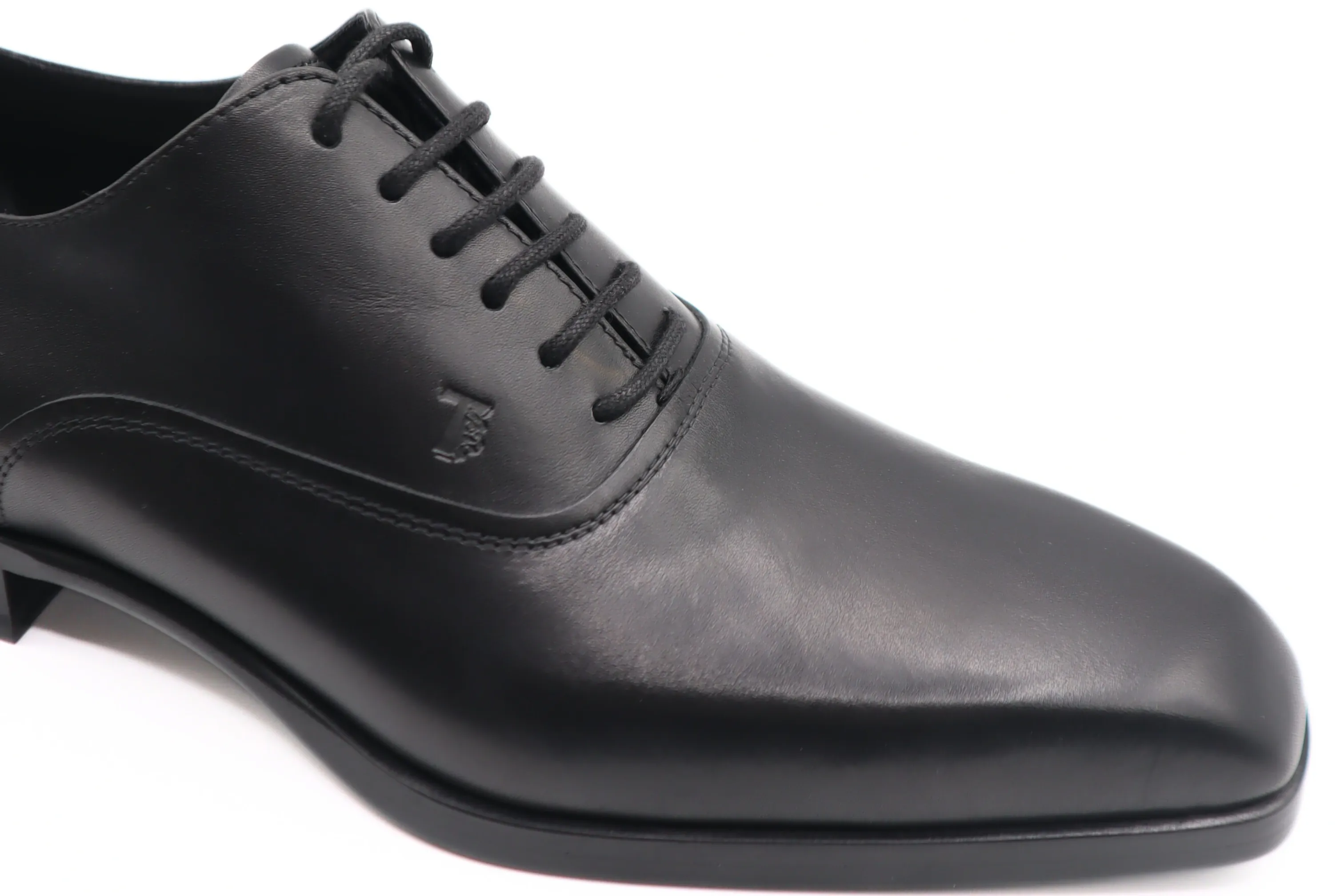 Tods Mens Black Structured Lace Up Dress Shoe