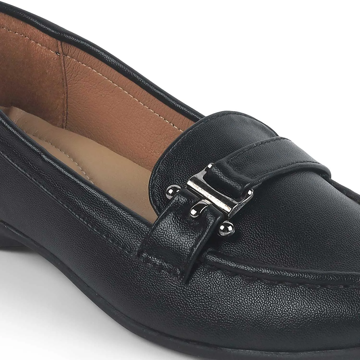 Tresmode Lasi Black Women's Casual Loafers