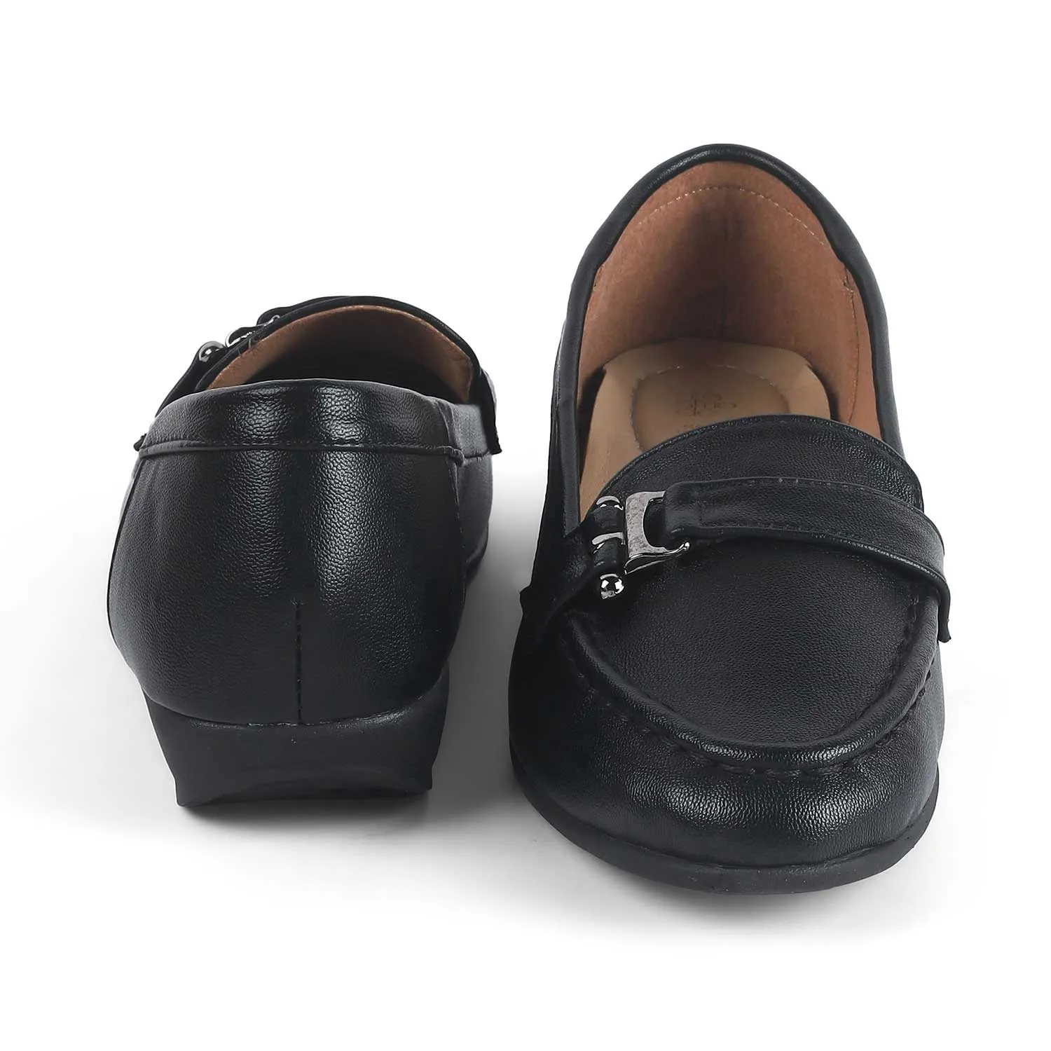 Tresmode Lasi Black Women's Casual Loafers