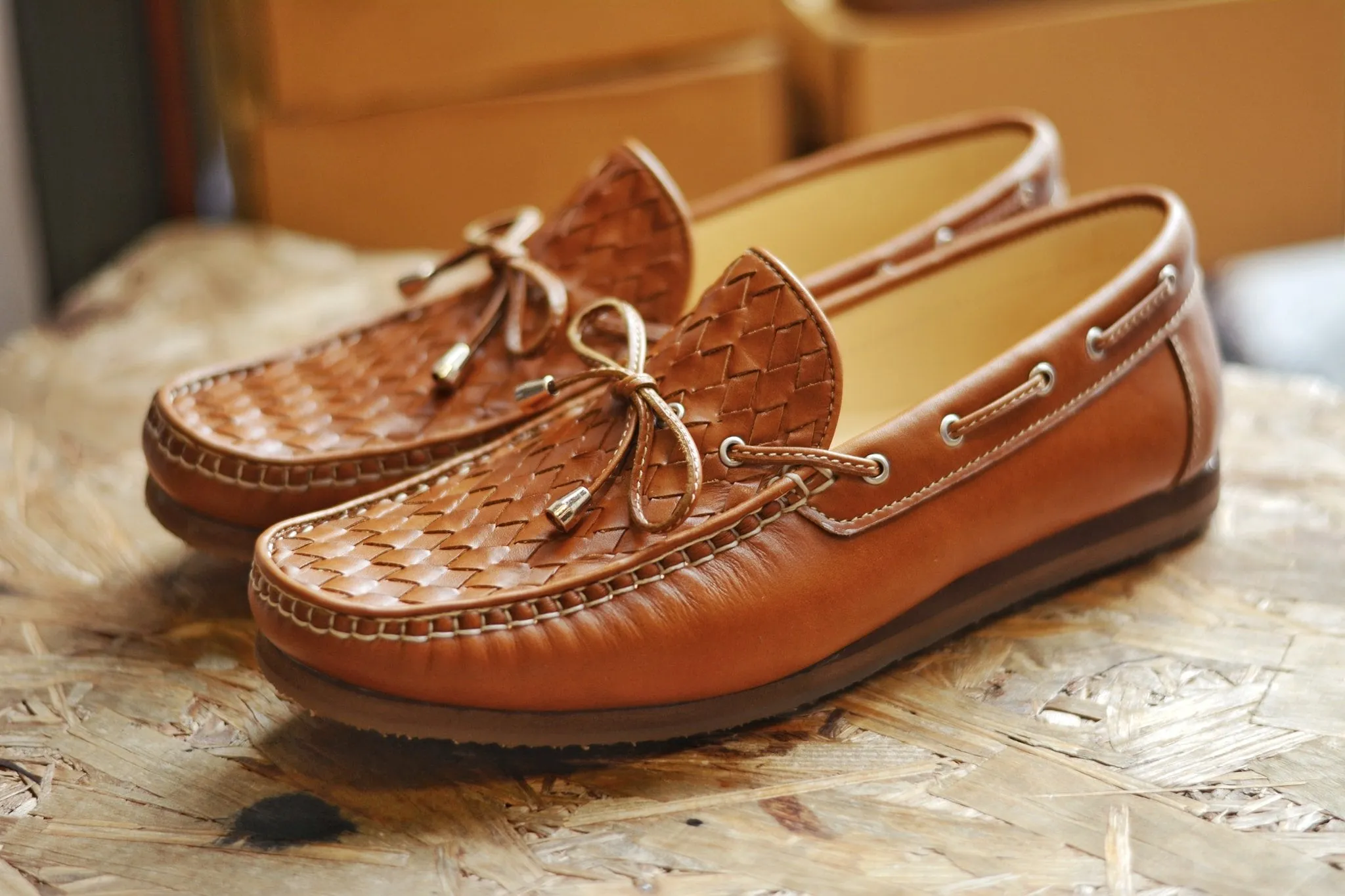 W821 Classic Woven Loafer visky