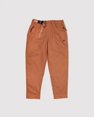 WOVEN UNLINED TECH PACK PANTS "MINERAL CLAY"